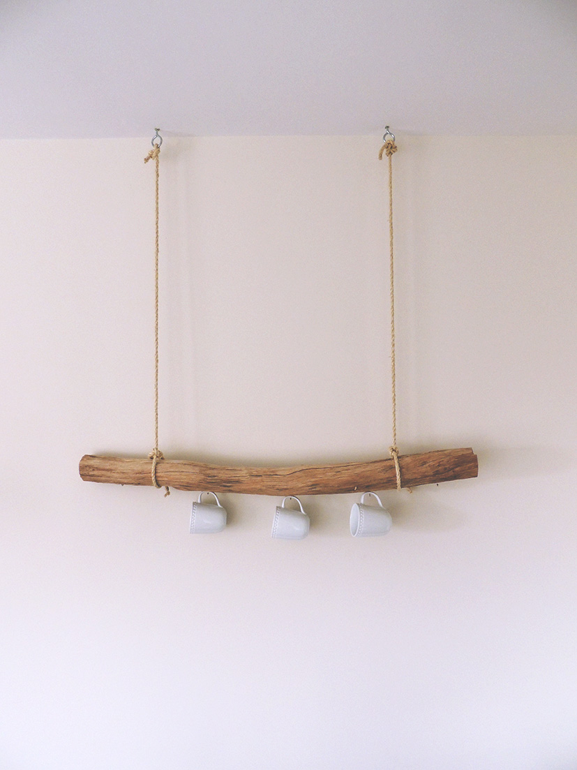 DIY rope and driftwood teacup holder tutorial 