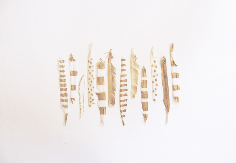 DIY Tutorial: How to make your own golden feather garland